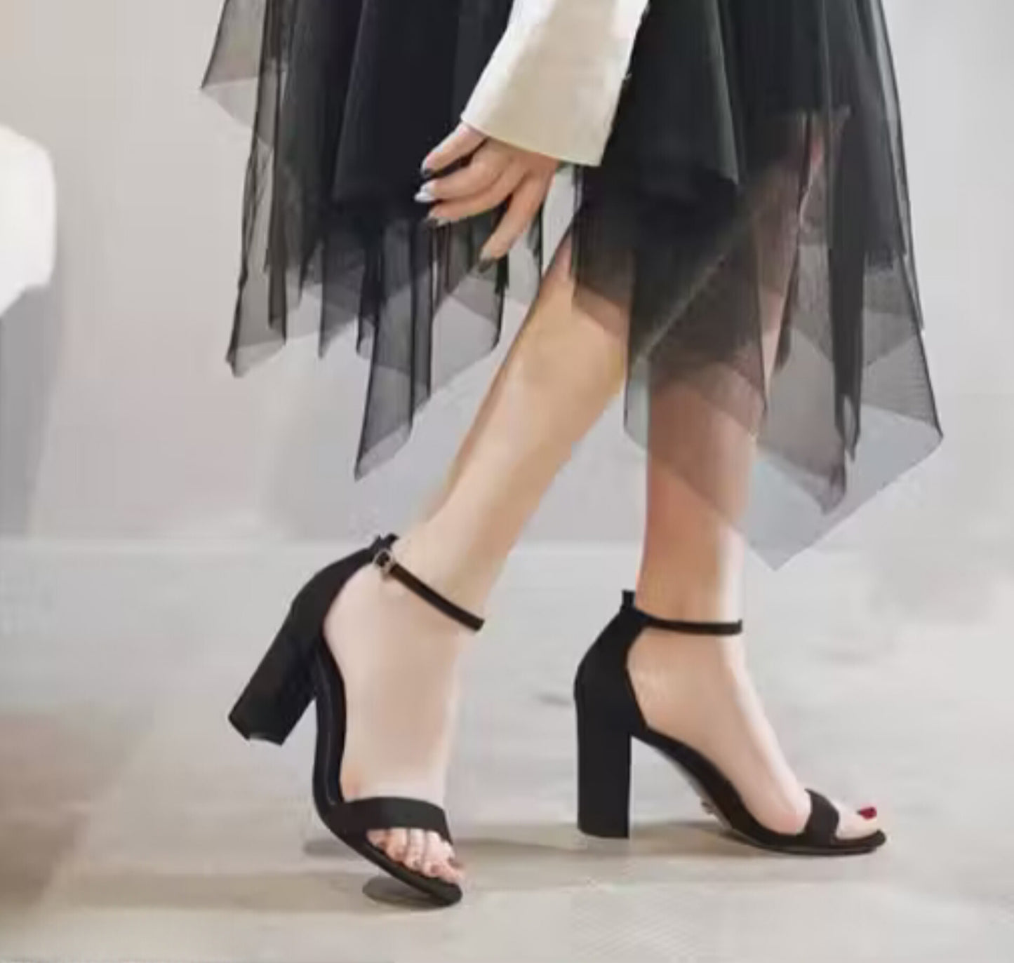 Miggler black heel for women and girls